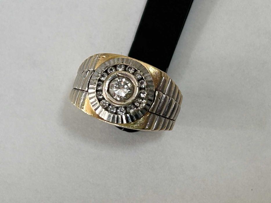 Златен пръстен 14 К 585 / 12,30 гр.