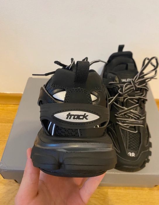 Balenciaga track
