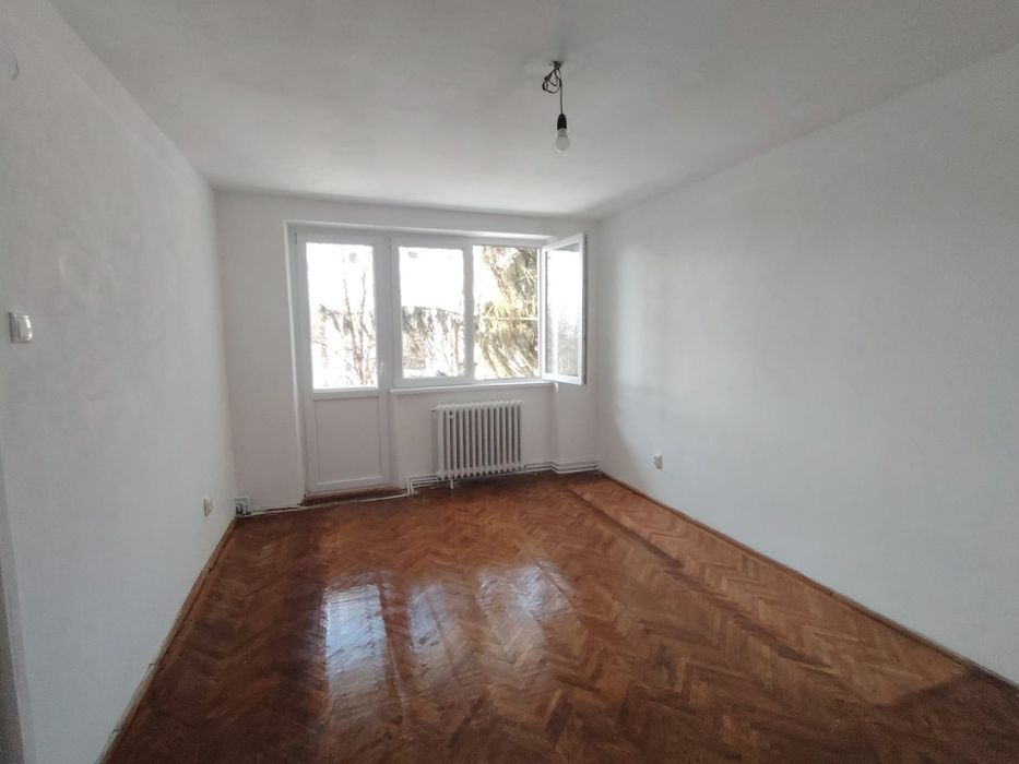 Apartament cu 3 camere în Tg. Secuiesc