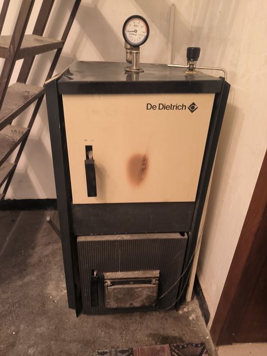 Котел на твърдо гориво DeDietrich