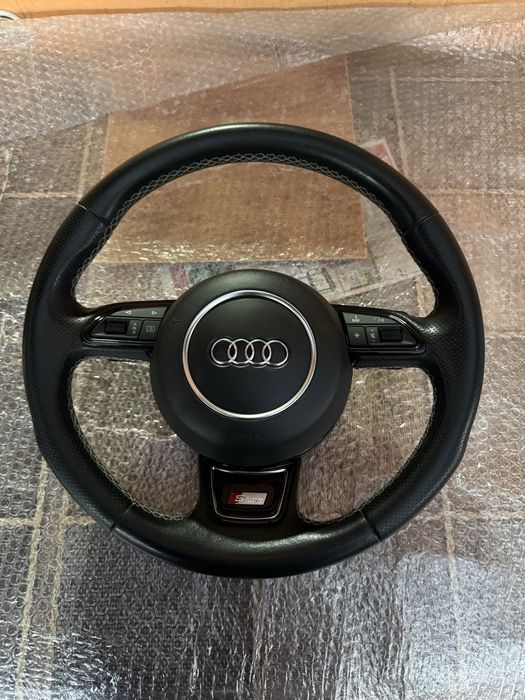 Volan Audi A6/A7/A8 cu padele - stare impecabila
