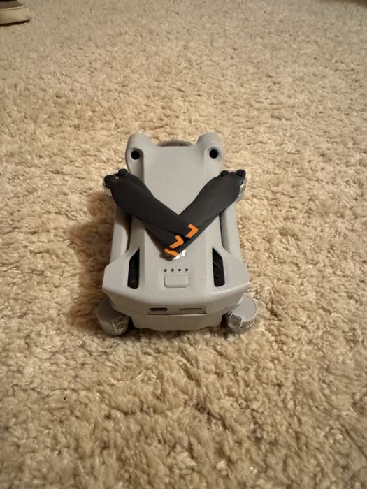 Drona DJI mini 3 pro impecabila