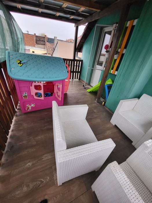 Vand spatiu comercial+spatiu de locuit alfa parneava