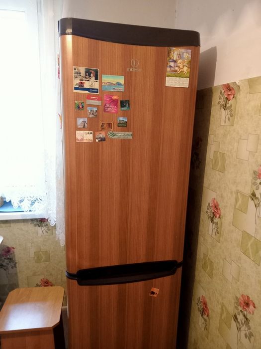 Продам б/у холодильник в рабочем состоянии