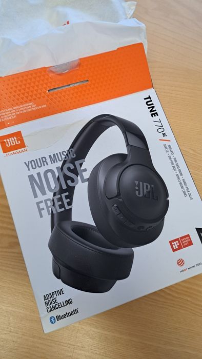 Casti JBL 770nc over ear