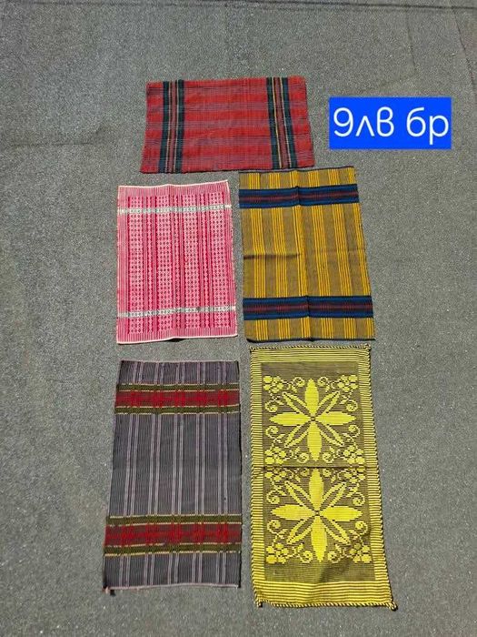 Стари черги, килими, Родопски одеяла, вълнени торби.