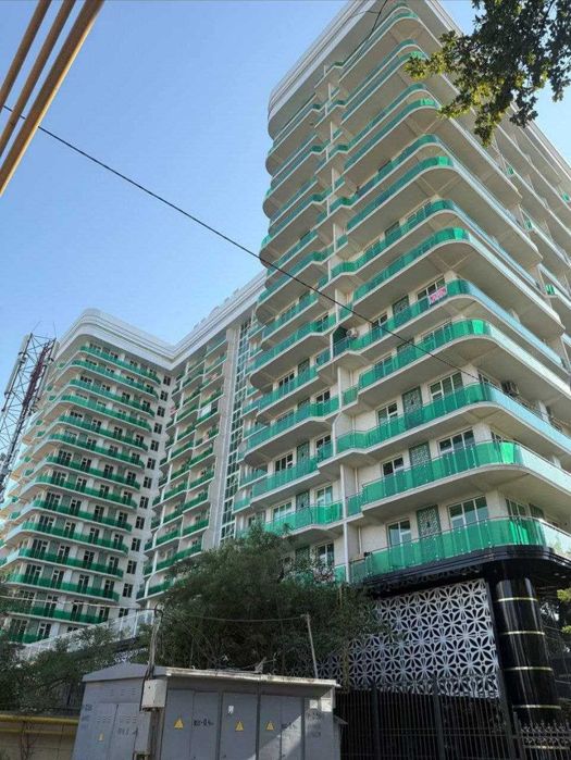 Продаётся Квартира в ЖК Хон Сарой Куйлюк массив 3