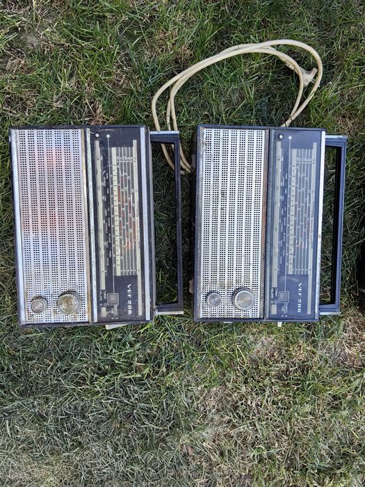 Стари радио апарати Vef,Selenia,Unisef