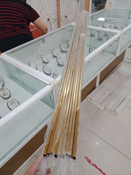 Профили с рожоком настенные