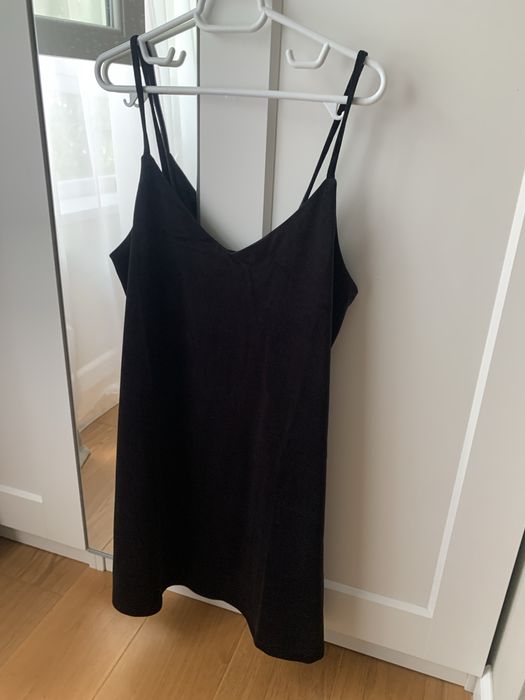 Rochie catifea Reserved marime S, cu eticheta