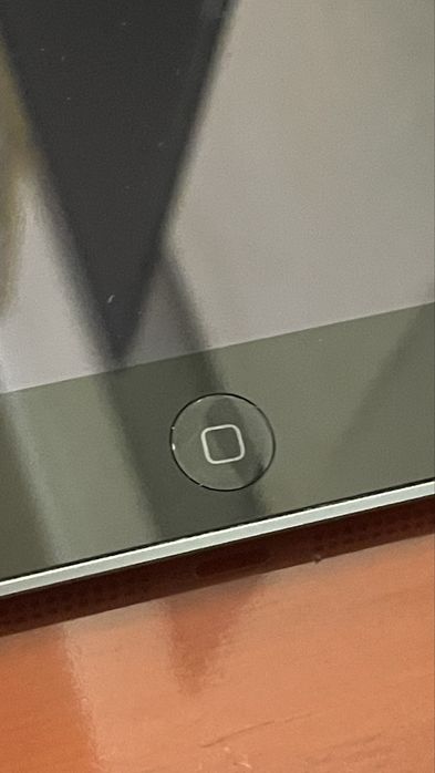 Продам Ipad mini 2
