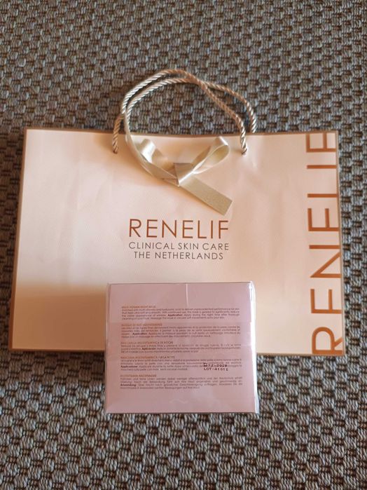 Renelif Multi-Vitamin Night Mask 60 ml – Mască de noapte premium USA, originală & sigilată. preț foarte bun