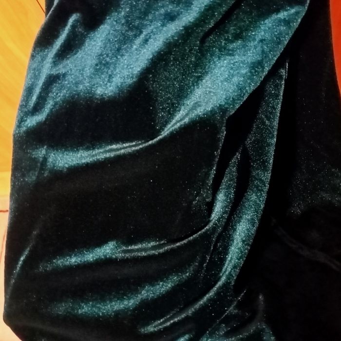 Абитуриентска рокля