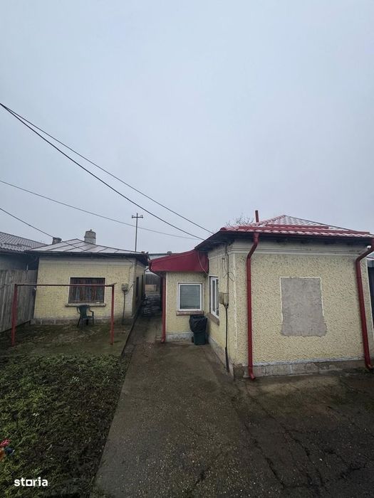 Casă de vânzare – Strada Ramadan