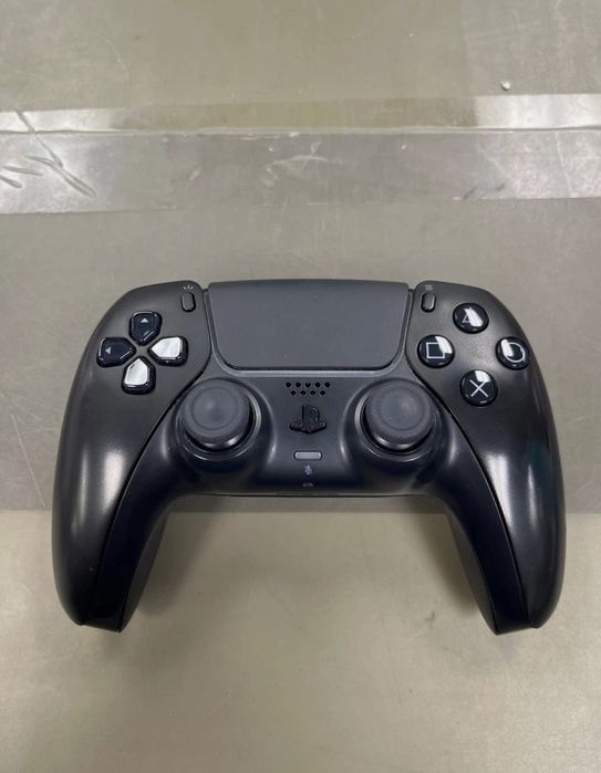 Оригинален PS5 джойстик – черен, отлично състояние, с кутия
