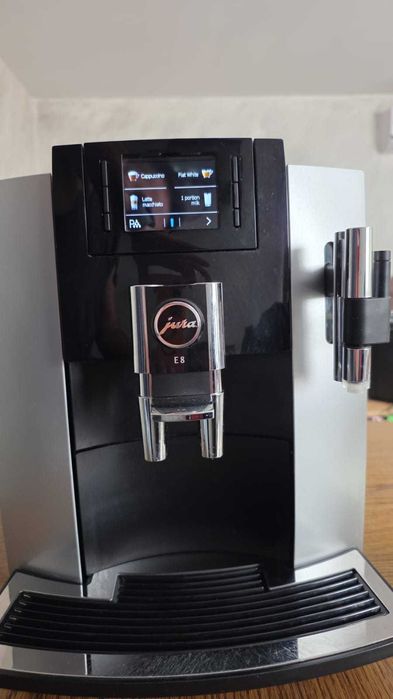 Esspresor automat cafea Professional Jura E8, Elvetia, expresor
