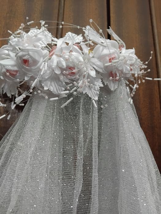 Продам свадебную фату.