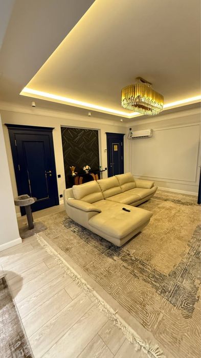 Ц-15 ЖАНГОХ Новостройка 4/6/8 Евроремонт с меб+тех обш: 200 кв.м Абай