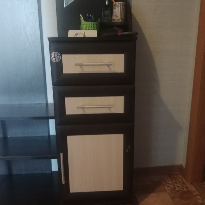 Мебель для прихожей .Вешалка