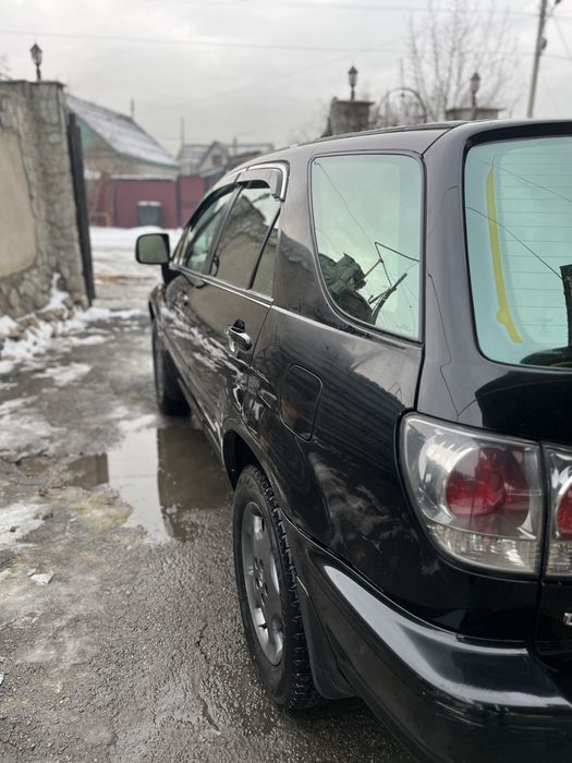 Продам лексус рх 300