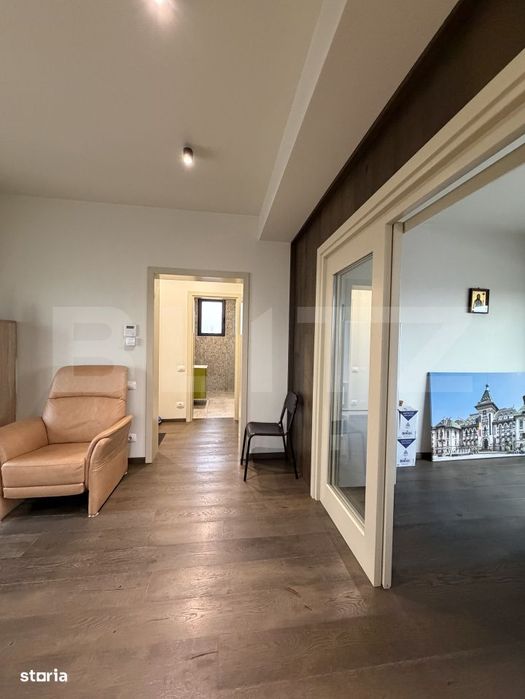 Apartament tip penthouse, 2 camere decomandate, terase panoramice, Rov