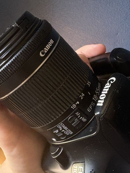 Продается камера Canon 1100D