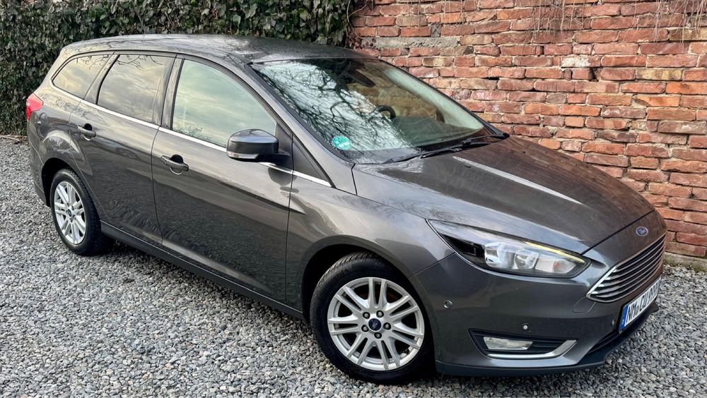 Ford focus Titanium euro 6  1.5diesel distributie ulei filtre  facute