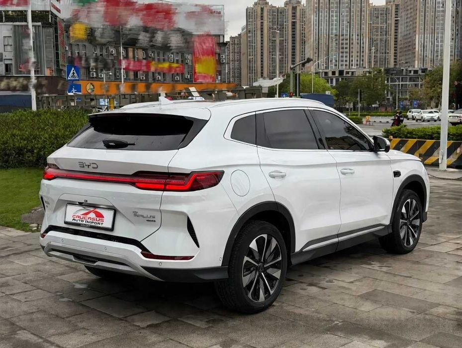 BYD Song Plus EV Champion 605 Flagship