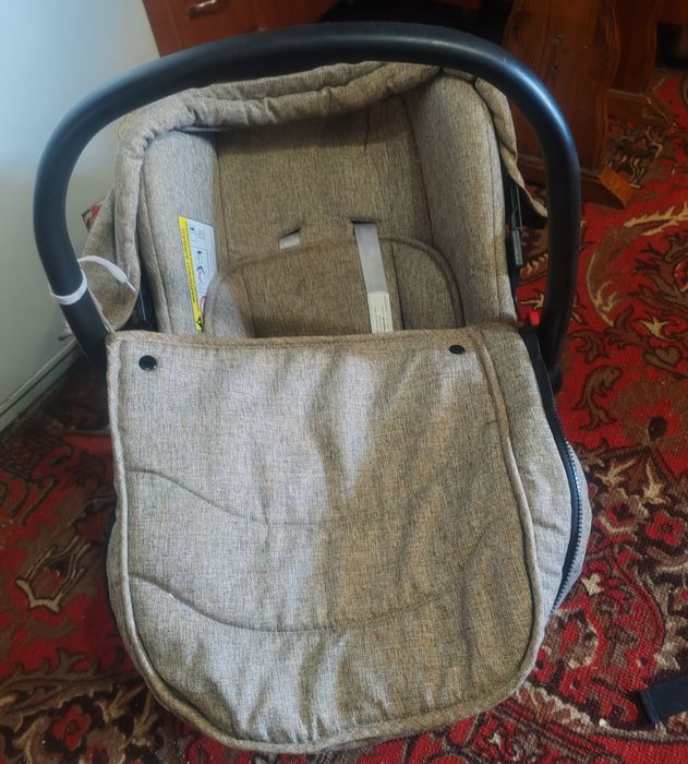 Коляска универсальная 3 в 1