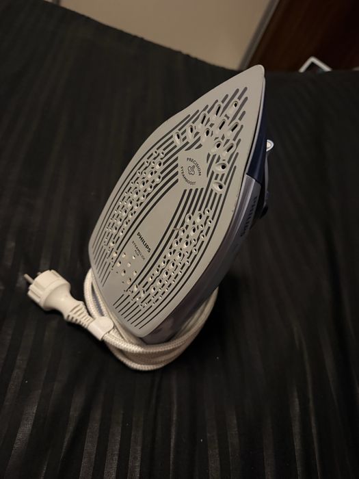 Fier de călcat Philips model Azur folosit