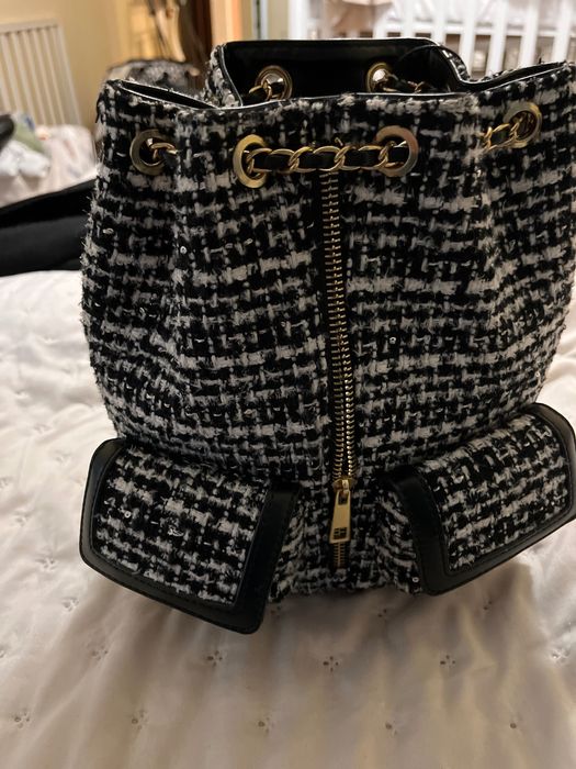 Раница тип букле