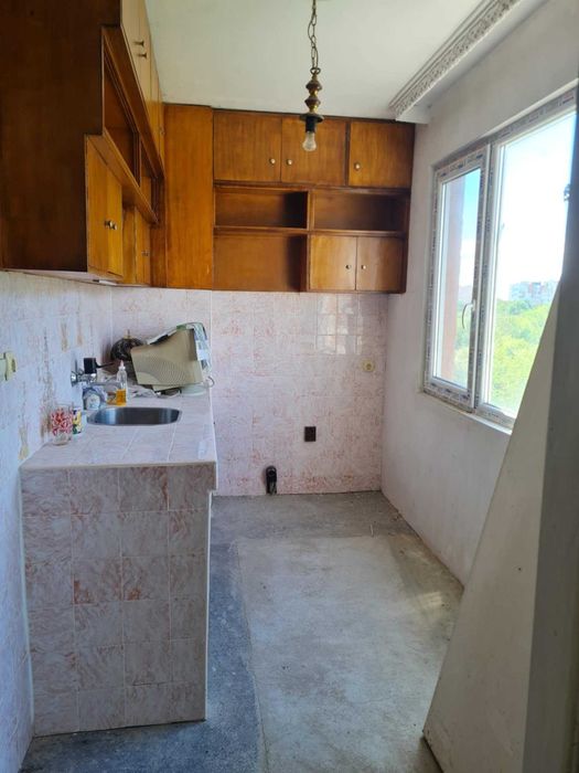 Продава се Тристаен апартамент в Плевен, Дружба 4 - 98 кв.м за 898 €/кв.м - Снимка #4