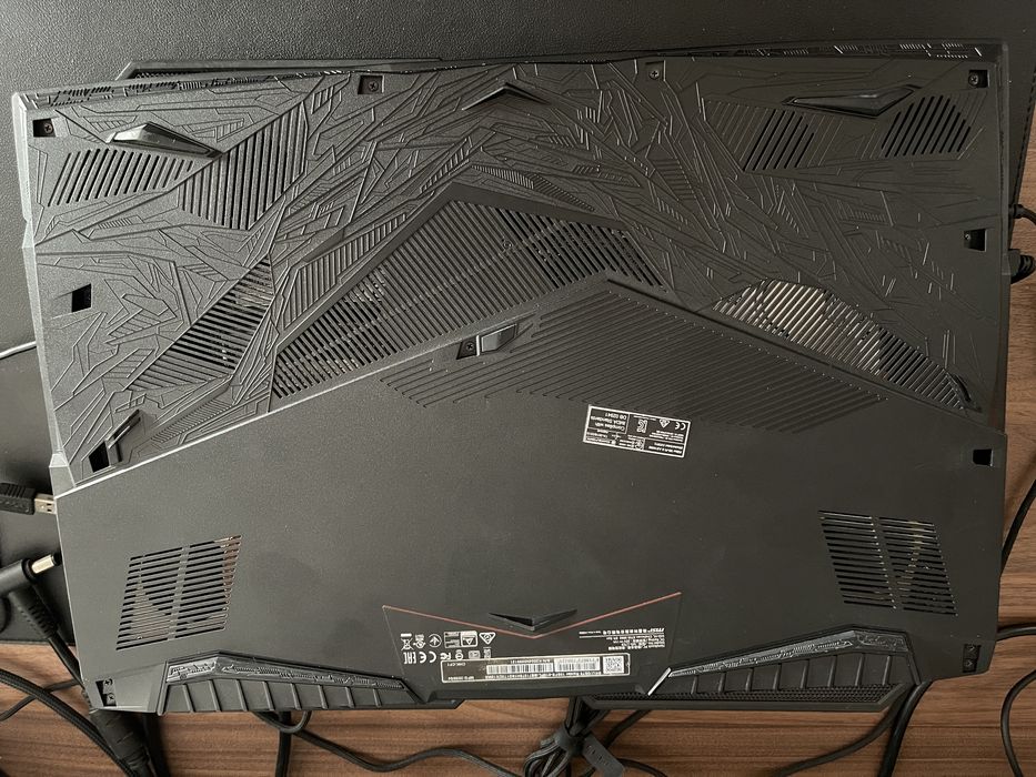 Laptop MSI GE75 -i7 - 2070Super