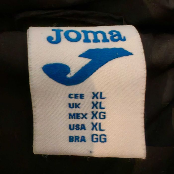 Продаю куртку JOMA  оригинал цене договоримся