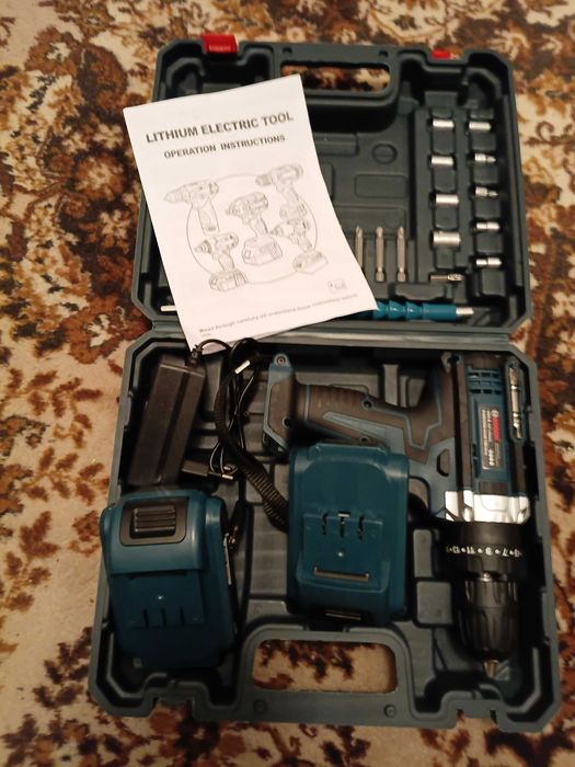 Продаётся шуруповерт  Новый