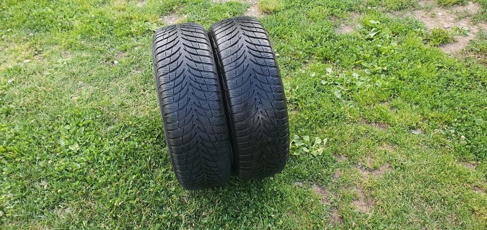 Vand 2 anvelope M+S 195 65 15