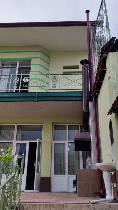 Sotiladi.4,5 sotix dacha