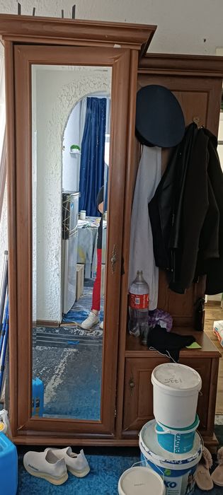 Прихожая б/у, состояние среднее