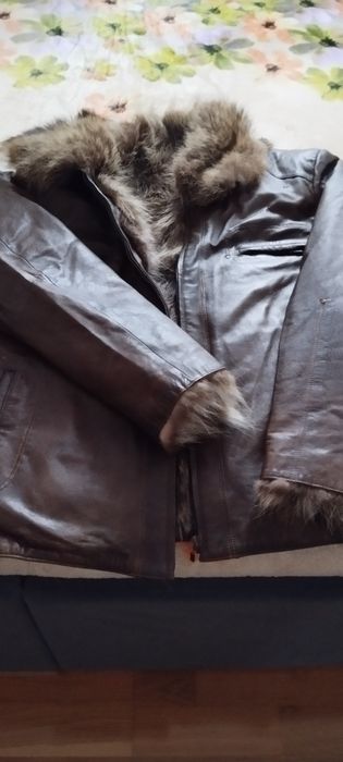 Geaca de piele cu blană naturală bărbătească