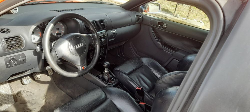 Audi S3 quattro 1.8T