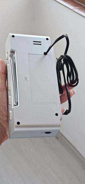 Ceas digital cu Radio