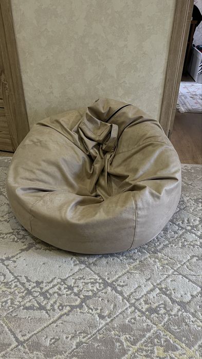 Кресло пуфик.     Хорошм состояни почти новое   Купили прошлом году.