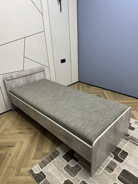 Продам кровать  очень срочно!