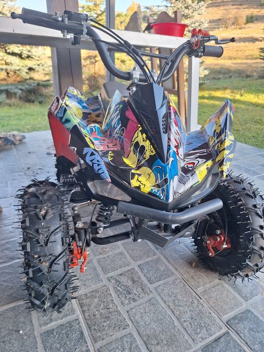 Vand mini ATV  in stare foarte buna, ingrijit, pregatit de mers