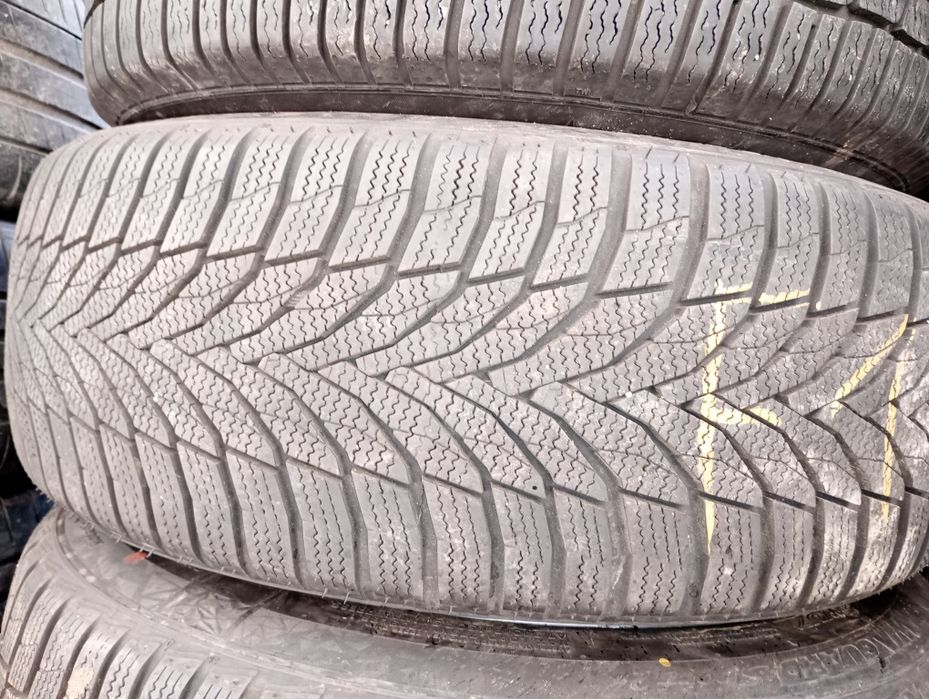 4 anvelope iarna nexen 235/45/19 7,5mm profil dot 2022