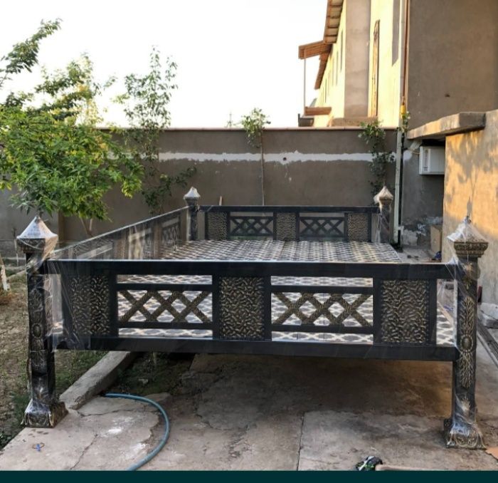 Tapchan.  3/.2.5.  stol 2 ta skameyka