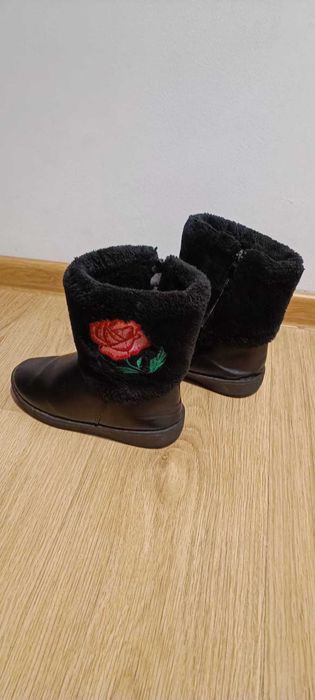 De vanzare Cizme fete nr. 34