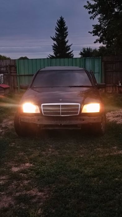 Mercedes C 180 W202