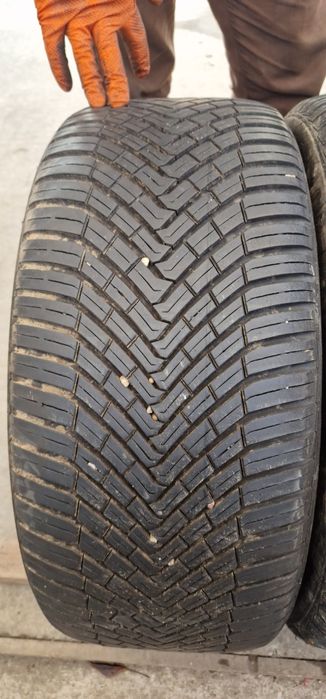 255 60 18 Continental all season 2 anvelope vara iarna