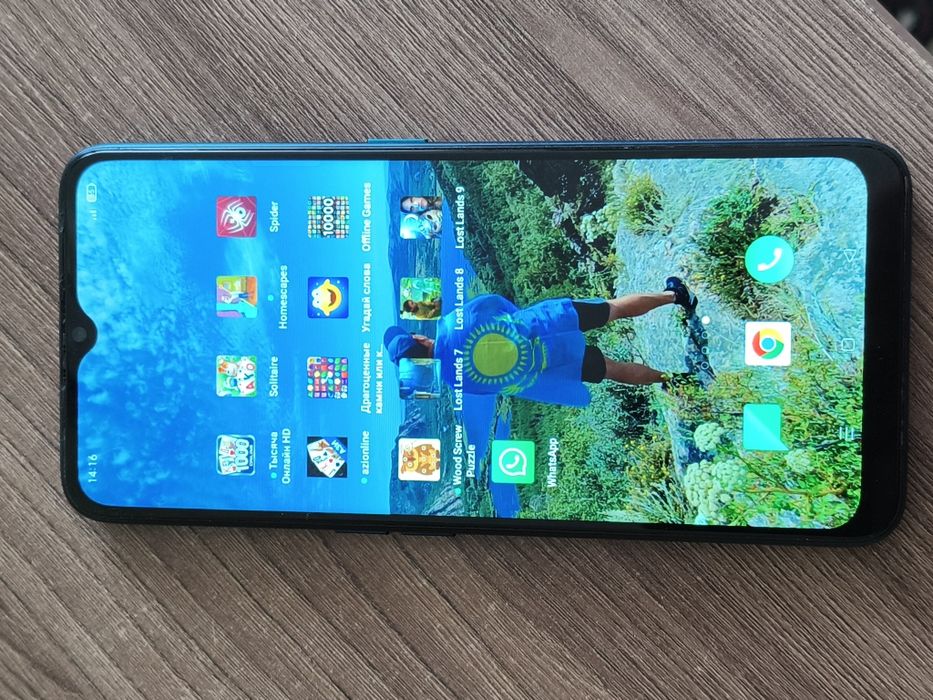 Телефон оппо А9 б/у